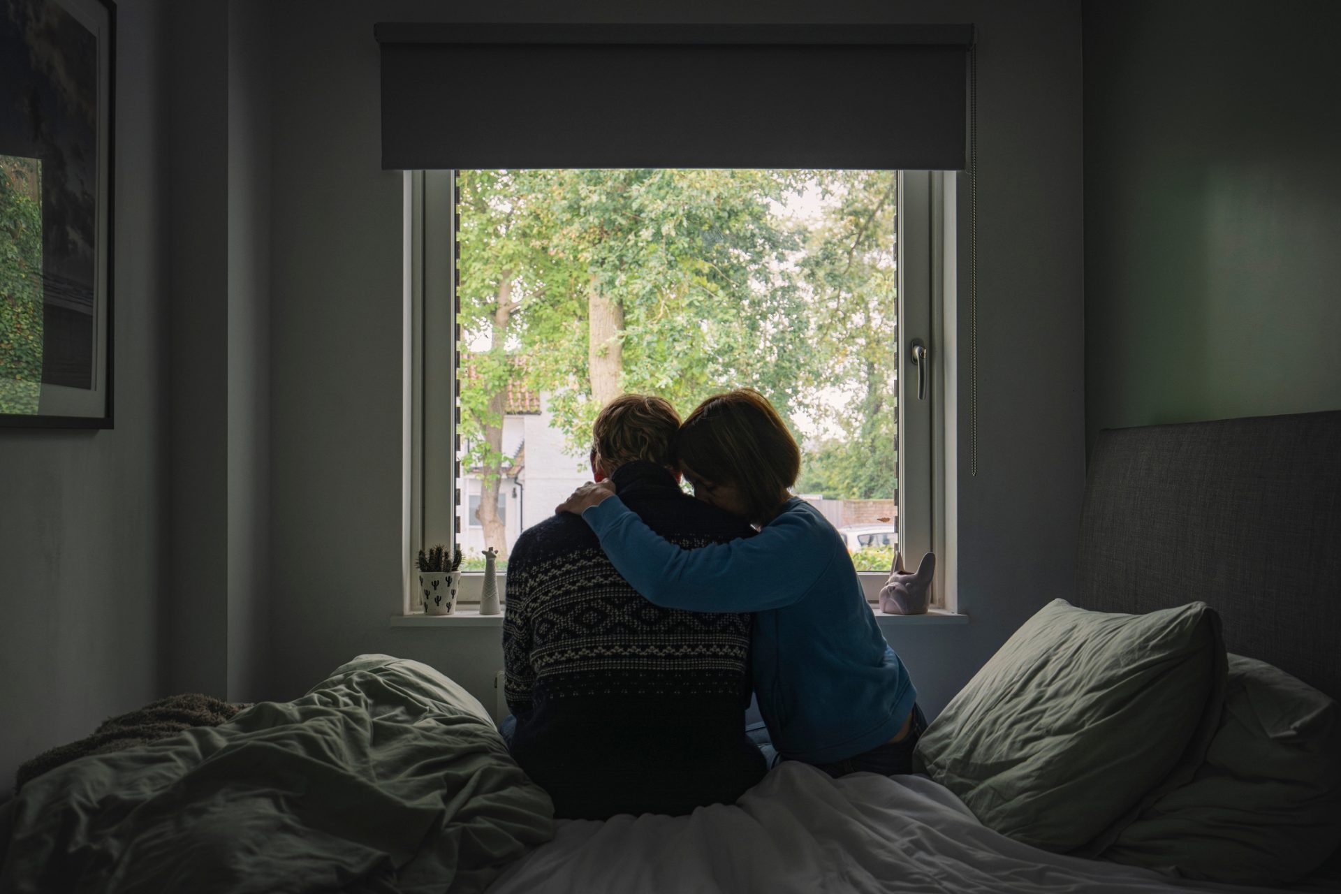 Scientists explain why ‘mankeeping’ is the reason women are ‘quiet
