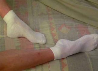 ESSENTIAL SAFETY: WHY SENIORS SHOULD ALWAYS KEEP THEIR SOCKS ON, EVEN WHILE RELAXING AT HOME