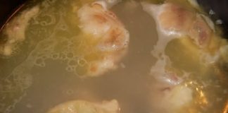 Without it, your legs will quickly lose weight and your muscles will start to atrophy. After the age of 60, it’s essential to include it in your diet.