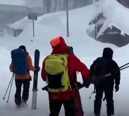 Moms on Ski Trip Among 9 Dead in Tahoe Avalanche: Report