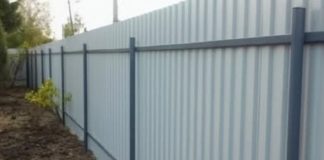 ALWAYS Place Your Fence with the Front Side Facing the Neighbor — Here’s Why