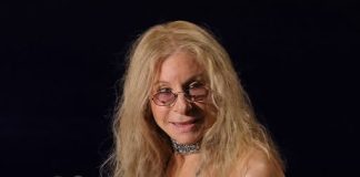 Barbra Streisand Performs on the Oscars Stage After Over a Decade for Emotional Robert Redford Tribute