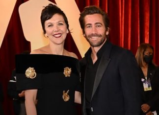 Maggie Gyllenhaal Says She and Brother Jake Gyllenhaal Have ‘Never Been as Close as We Are Now’