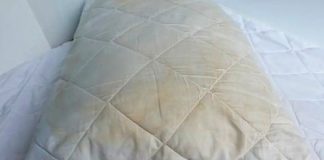 Here’s how to clean dirty bed pillows to leave them white and smelling sweet.