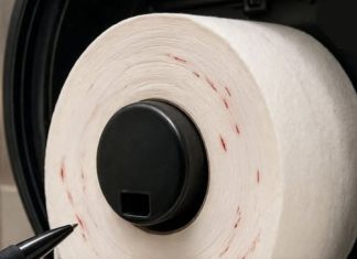 Public restroom alert: why you should avoid using toilet paper with suspicious stains