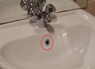 The Small Opening Beneath the Faucet: A Subtle Design Feature That Protects Your Home Every Day