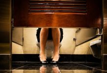 WHY PUBLIC BATHROOM STALLS ALWAYS HAVE GAPS — THE REAL REASON WILL SURPRISE YOU