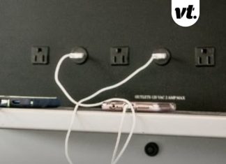 FBI issued a warning to all phone users about plugging phone into public USB chargers